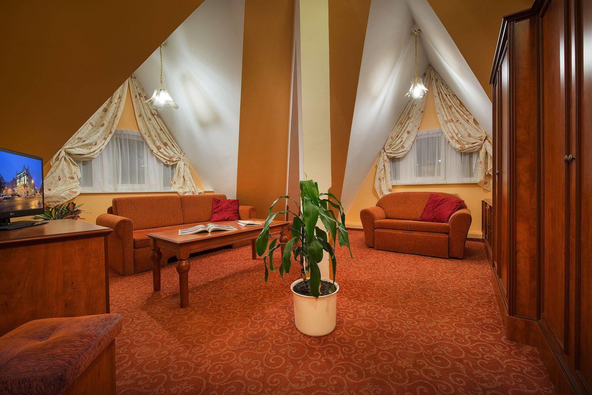 Отель Union 4*